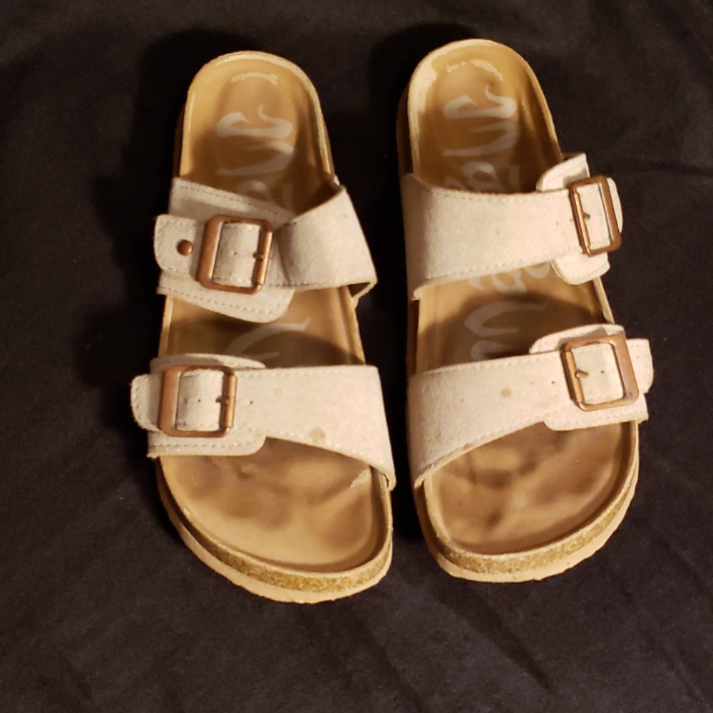 Shoes - Picture 1 of 2
